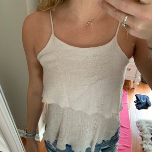 Cute tan tank size L